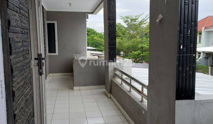 Rumah 2 Lantai Bagus di Taman Modern Cakung 9