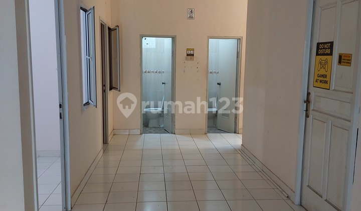 Rumah 2 Lantai Bagus di Taman Modern Cakung 10