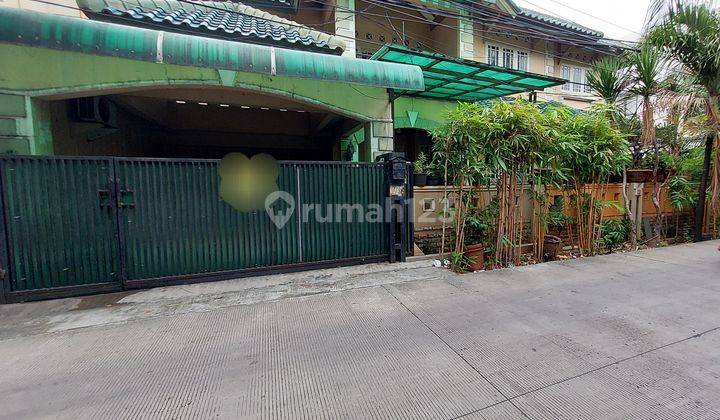 Rumah Hoek 2 Lantai Komplek BCS Kelapa Gading 1