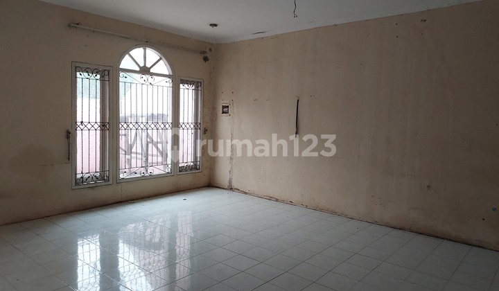 Two-Story House on Alamanda Street, Harapan Indah, Bekasi 2