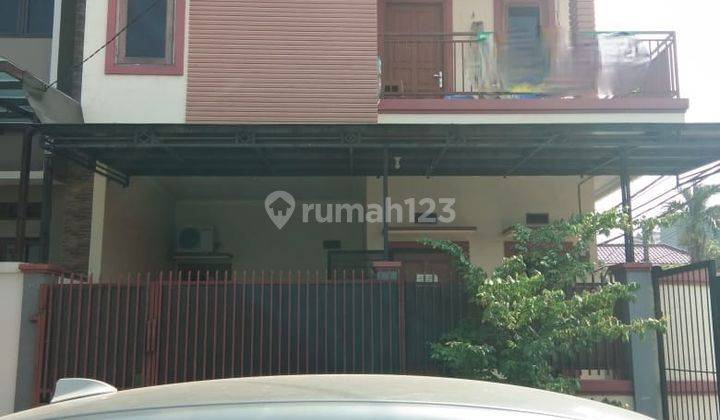 Rumah Kos 2 Lantai Hoek di Harapan Indah Bekasi 2