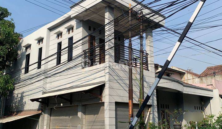 Rumah 2 Lantai Hoek di Jl Nusa Indah Harapan Indah Bekasi 1