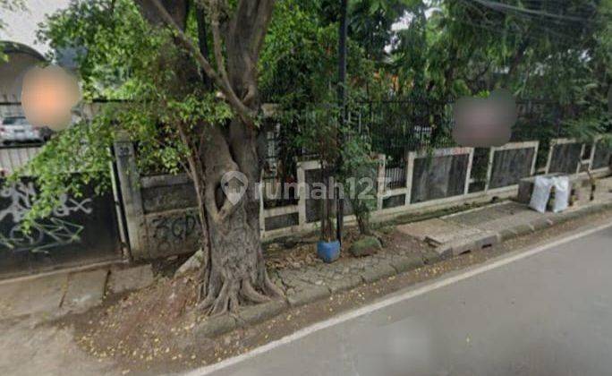 Rumah Tua di Jalan Kedoya Raya Jakarta Barat 1