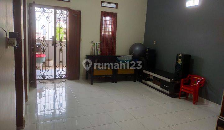 Rumah 2 Lantai Siap Huni di Harapan Indah Bekasi 2