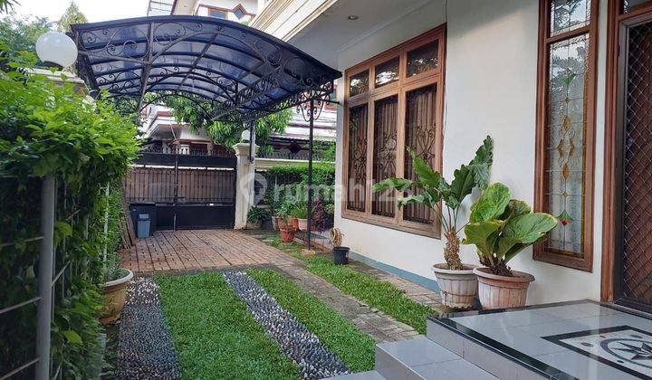 Rumah 3 Lantai Semi Furnish di Sunter Jakarta Utara 2