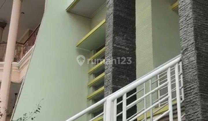 Rumah 3 Lantai Mewah di Sunter Danau Indah Jakarta Utara 2