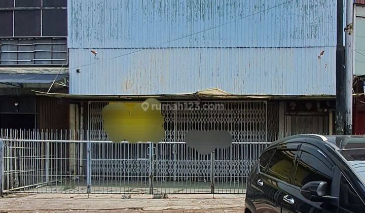 Gudang 3 Lantai di KH Samanhudi Pasar Baru Jakarta Pusat 1