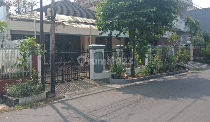 Rumah Di Jalan Utama di Cipinang Elok 2 Jakarta Timur 1