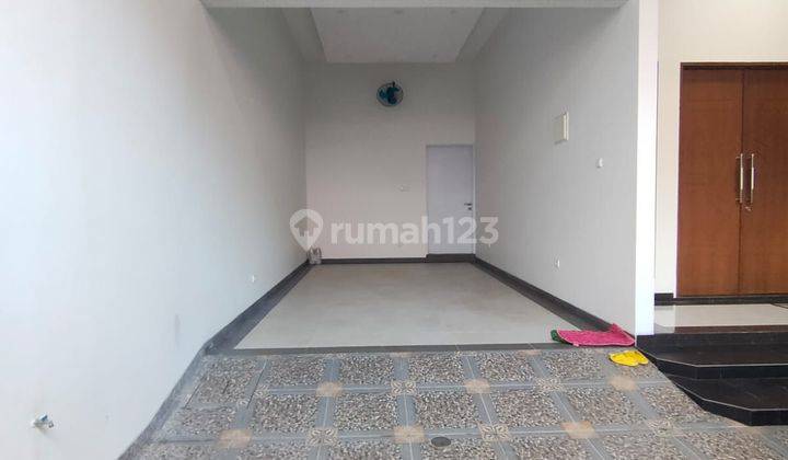 Rumah Mewah 2 Lantai di Tegal Alur Kalideres Jakarta Barat 2