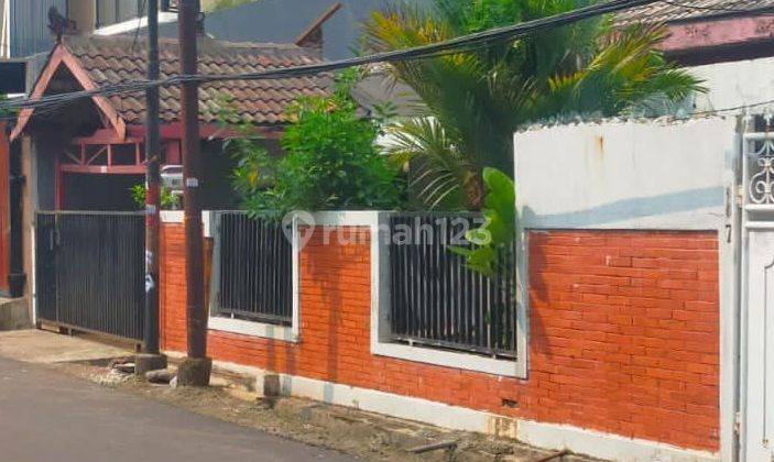 Rumah 2 Lantai di Jalan Cempaka Putih Timur Jakarta Pusat 1