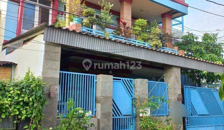 Rumah 3 Lantai Semi Furnish di Green Garden Rorotan Jakarta Utara 1