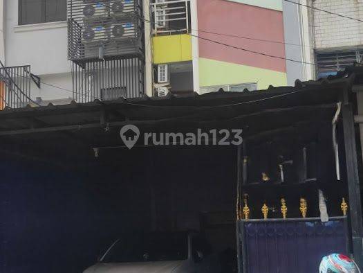 Rumah kos 5 Lantai di jalan Kebon Jeruk Tamansari, Jakarta Barat 1