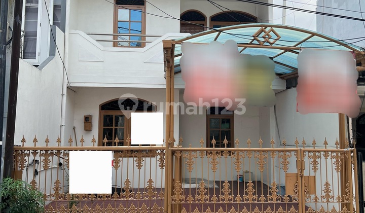 2-Storey House in Gading Indah Near Famous School in Kelapa Gading