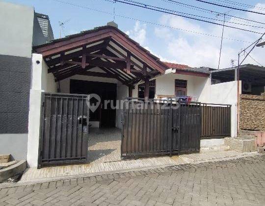 Rumah di Taman Harapan Baru Bekasi Siap Huni 1