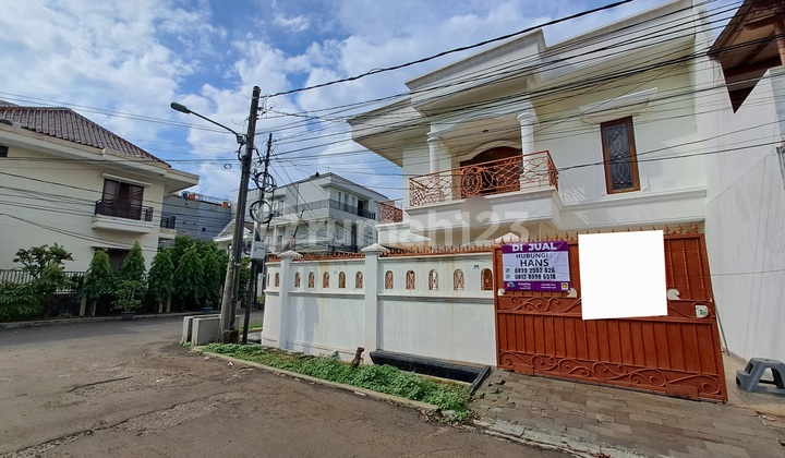 Rumah Di Jl. Agung Barat Sunter Posisi Hoek 2 Lantai Jakarta Utara