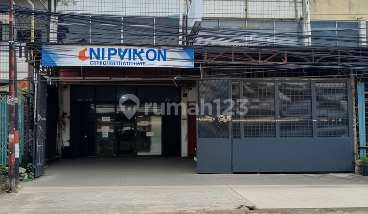 Ruko Pinggir Jalan Raya Kalimalang Duren Sawit Jakarta Timur