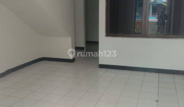 Rumah 2 Lantai Jakarta Aman Bebas Banjir Rumah 2