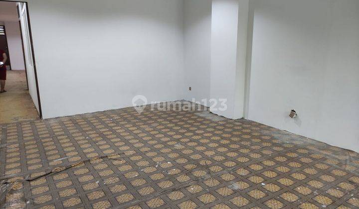 Disewakan Ruko Pinangsia, Lokasi di Jalan Raya Utama 12