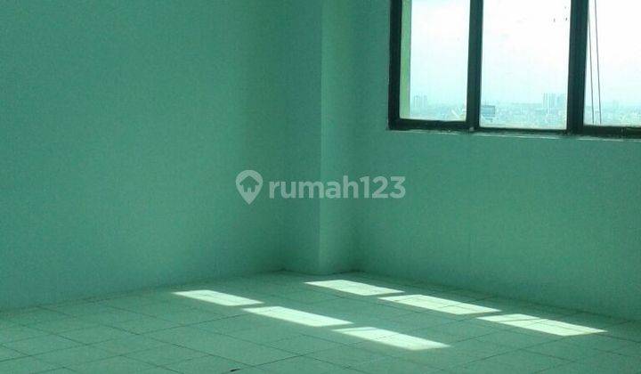 Apartment Edelweis Unfurnished Bagus 3 BR 1