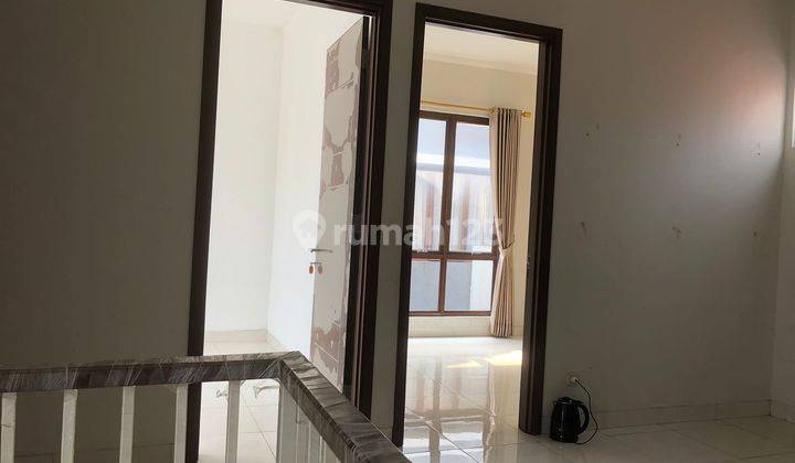 Di Sewakan Rumah Cantik 2 Lantai discovery Bintaro Tangerang Selatan 1