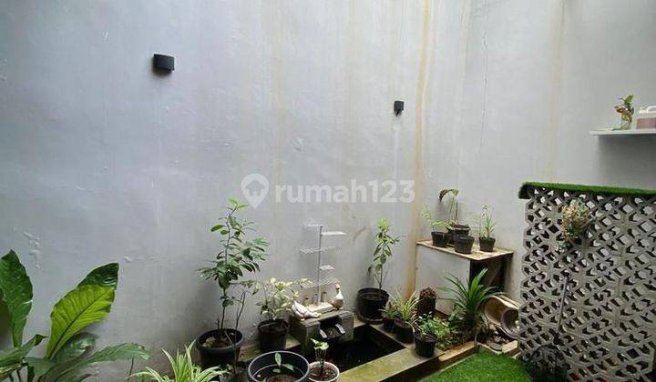 Di Jual Rumah Cantik sudah Renovasi Serpong BSD Tangerang 2