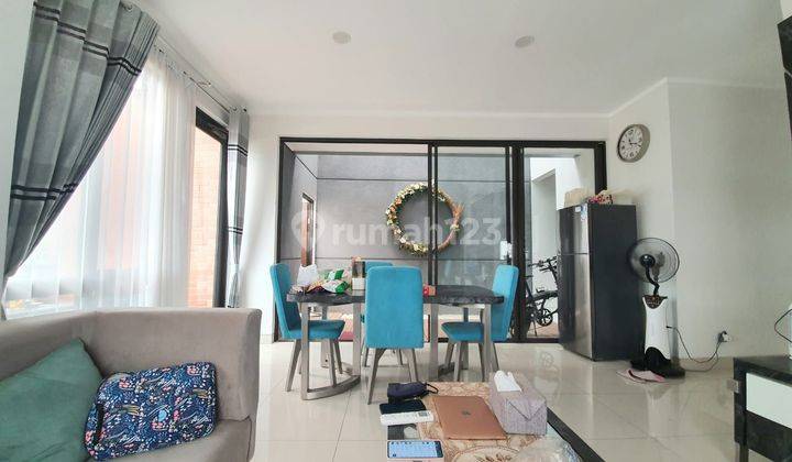 Di Jual Rumah Hook Cantik dalam Cluster Prime Kebayoran Sektor 7 Bintaro Jaya  1