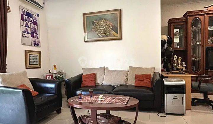 Di Jual Rumah Bagus Siap Huni dekat dengan stasiun sekitar Bintaro tangerang selatan 2