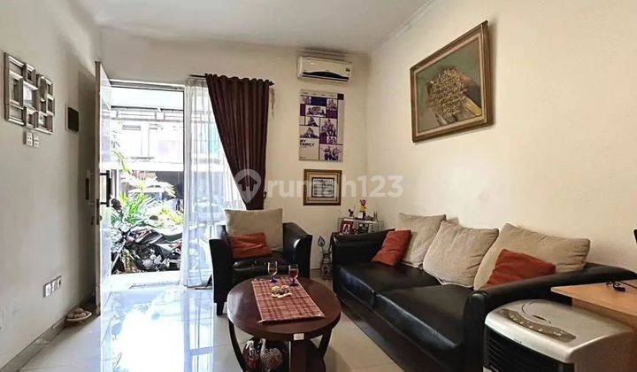 Di Jual Rumah Bagus Siap Huni dekat dengan stasiun sekitar Bintaro tangerang selatan 1