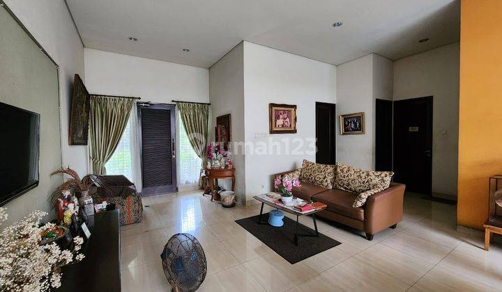 Rumah Bagus di Sektor 9 Bintaro, Tangerang Selatan 2