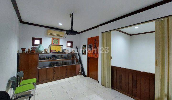 Rumah 2 Lantai Bagus di Sektor 9 Bintaro, Tangerang Selatan 2