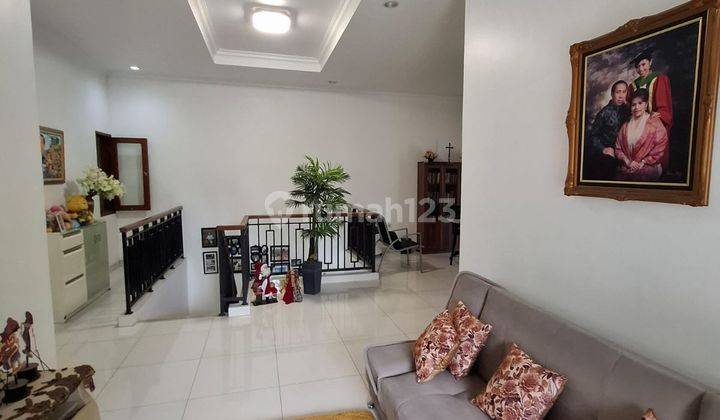 Rumah Furnished Modern di Bintaro Sektor 9, Tangerang Selatan 1