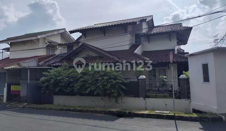 Rumah Hook di Dalam Cluster Bintaro Jaya