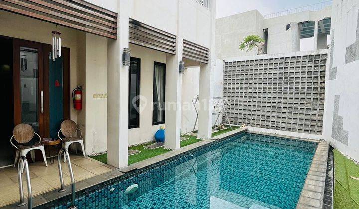 Dijual Muraah Rumah Hoek Ada Kolam Renang Sektor 7 Bintaro Jaya 2