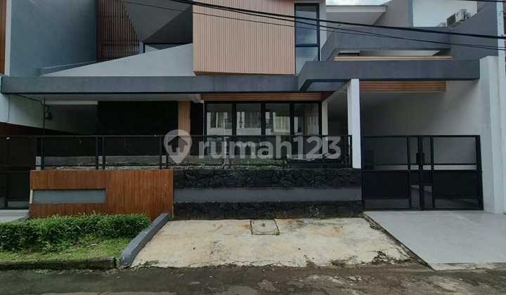Semi-Furnished House With Swimming Pool In Bintaro Jaya Sector 9