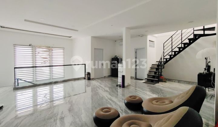 Corner House Attractive Price Fully Renovated In Gading Serpong Cluster 2