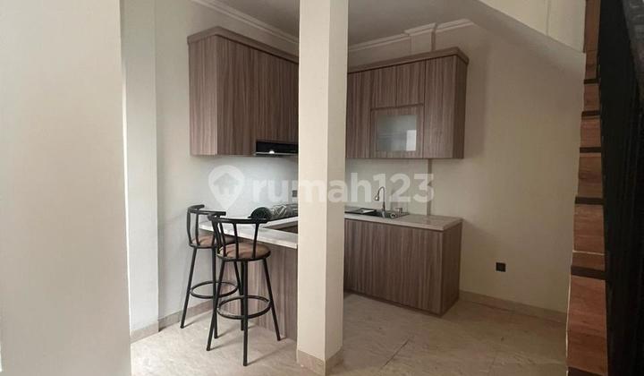 Rumah Semi Furnished Lokasi Dekat Lebak Bulus Di Cirendeu 2