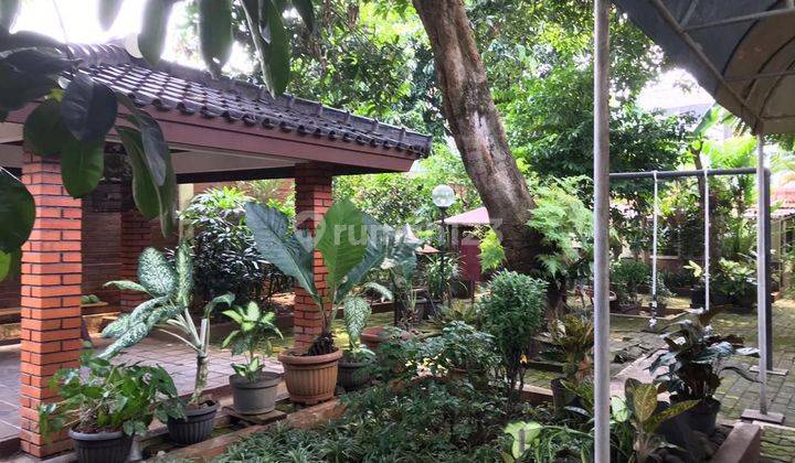 Di Jual Rumah Garden Ada 2 Sisi Depan Di Kebayoran Lama Jakarta Selatan 1