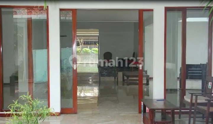 Nice and Beautiful and Lush House for Quick Sale 2