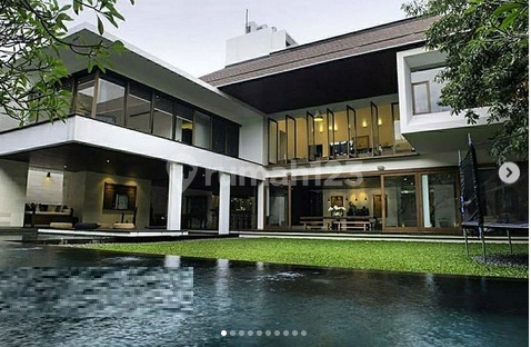 Luxury High Spec House By Andra Matin Luxury High Spec House By Andra Matin