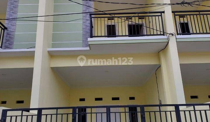 Townhouse Jakarta Pusat SHM 1