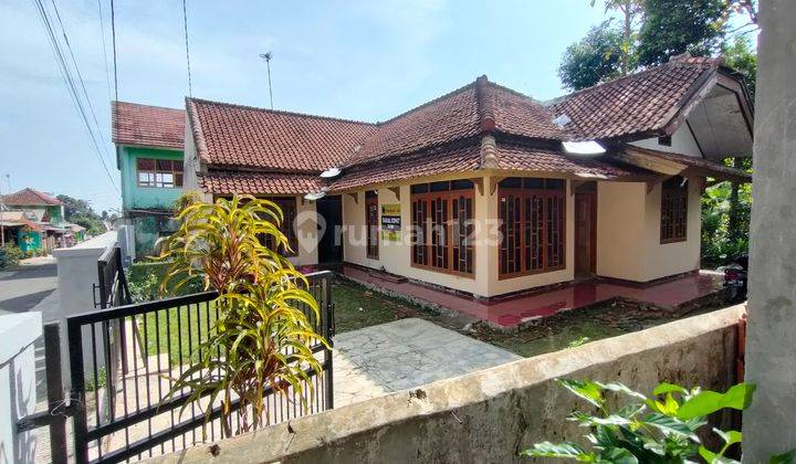 Rumah Adem Sejuk Asri Dijual 