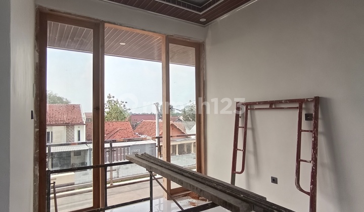 Runah Mewah Kota Jombang Rumah Bagus SHM 2