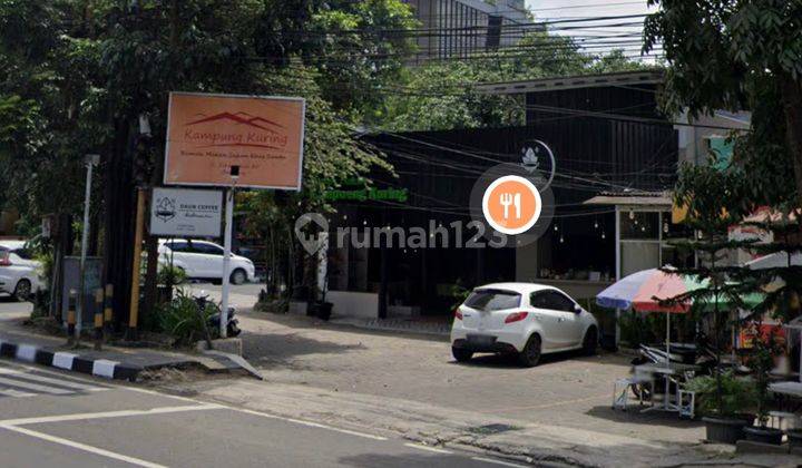 Dijual Rumah Tinggal dan Tempat Usaha di Jl Cihampelas, Bandung 2