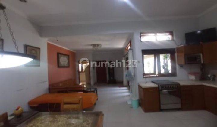 Dijual Rumah Tinggal dan Tempat Usaha di Jl Cihampelas, Bandung 6