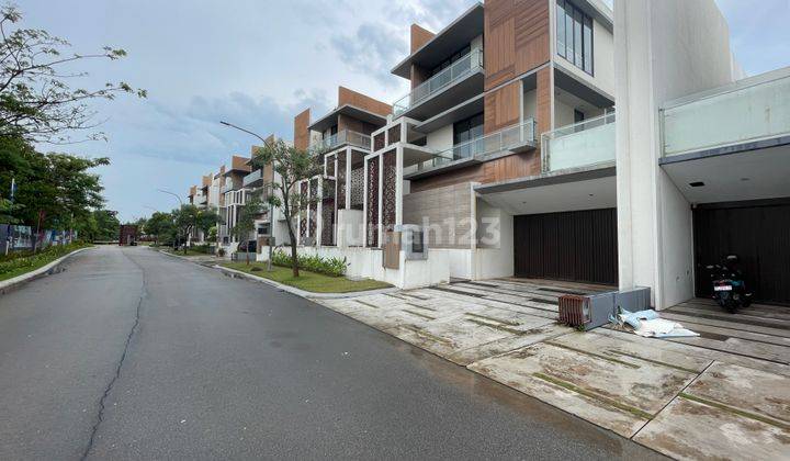 For Sale Rumah 3 Lantai di Citraland Megah, Batam Centre 1