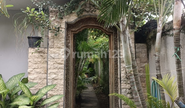 Dijual Homestay dan Toko di Jl. Dewi Sri, Legian, Bali Dijual Homestay dan Toko di Jl. Dewi Sri, Legian, Bali