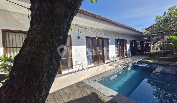 A Guesthouse 5 Bedrooms For Rent In Canggu, Padang Linjong