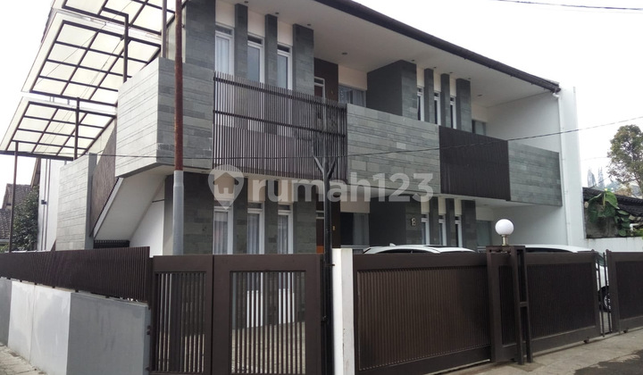 For Sale Homestay 8 Rooms in Lembang Area