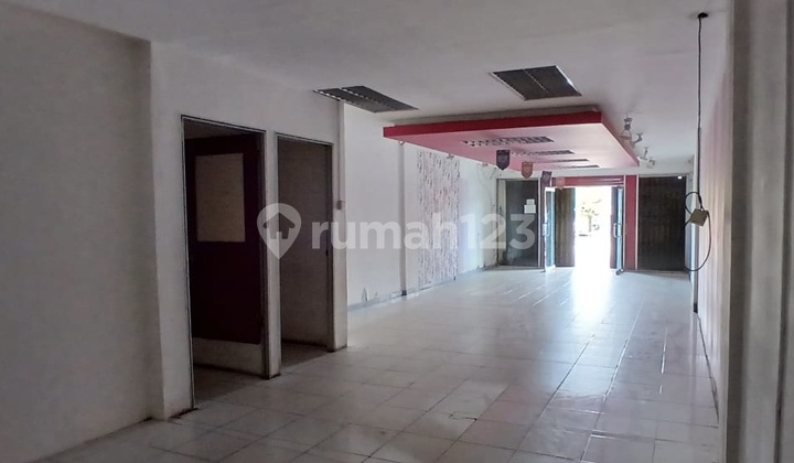 For Rent 3-Story Shop House Near Nagoya Hill, Batam 2