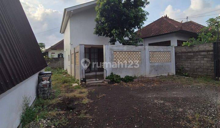 Land With Unfinished Building For Leasehold In Buduk, Mengwi 1